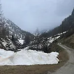 Laghi Di Di Licinia E Mario *