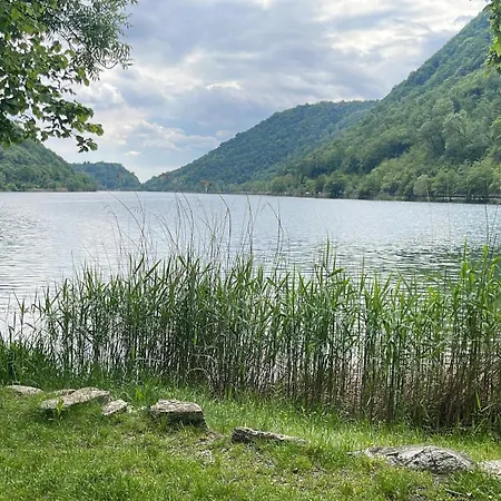דירה Laghi Di Di Licinia E Mario